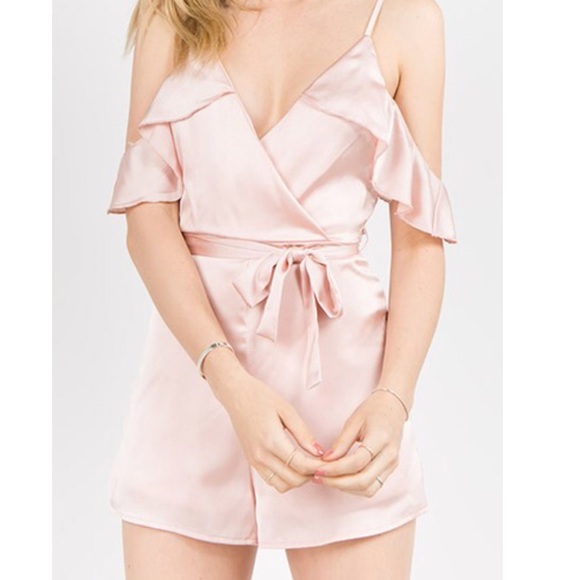 Milk & Honey Off The Shoulder Romper. Lined, Blush - Picture 6 of 8